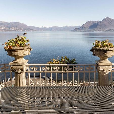 Villa Niobe - Exclusive Lakefront Apartment With Private Beach Stresa Exterior foto