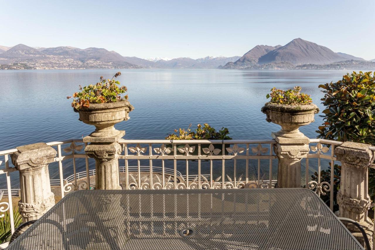 Villa Niobe - Exclusive Lakefront Apartment With Private Beach Stresa Exterior foto