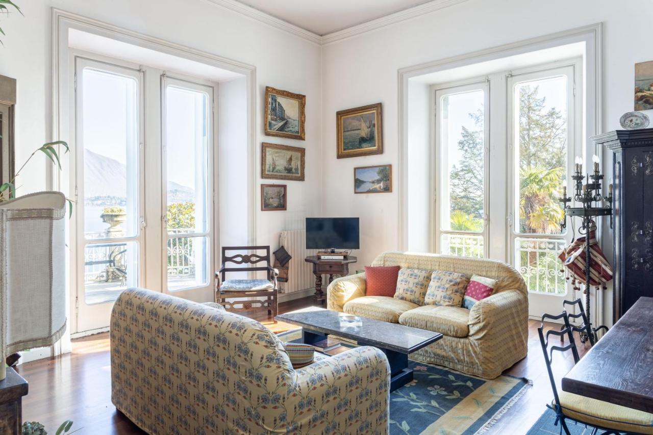 Villa Niobe - Exclusive Lakefront Apartment With Private Beach Stresa Exterior foto
